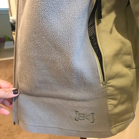 Burton fleece zip mock neck jacket with venting - Picture 5 of 7